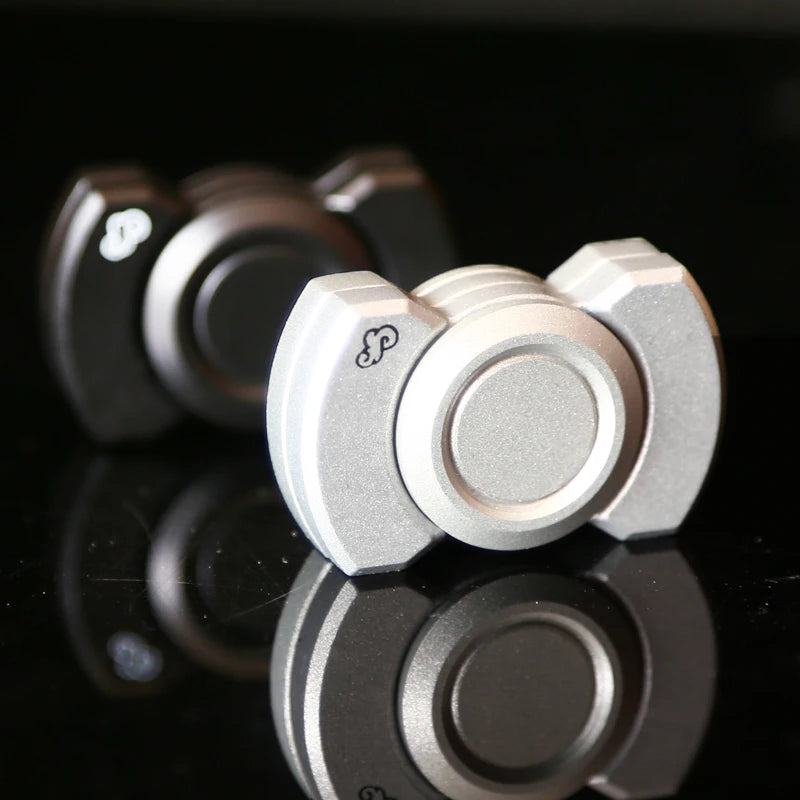 Magnetic Clicking Fidget Spinner
